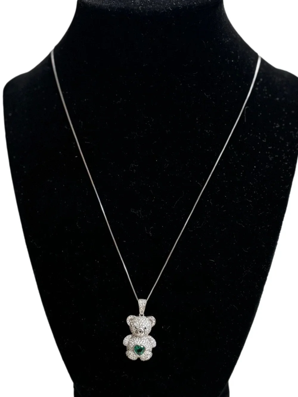 Moissanite and Emerald heart stone Beat Pendant Necklace